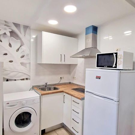 מאלגה Benalmadena Inn Apartaments מראה חיצוני תמונה