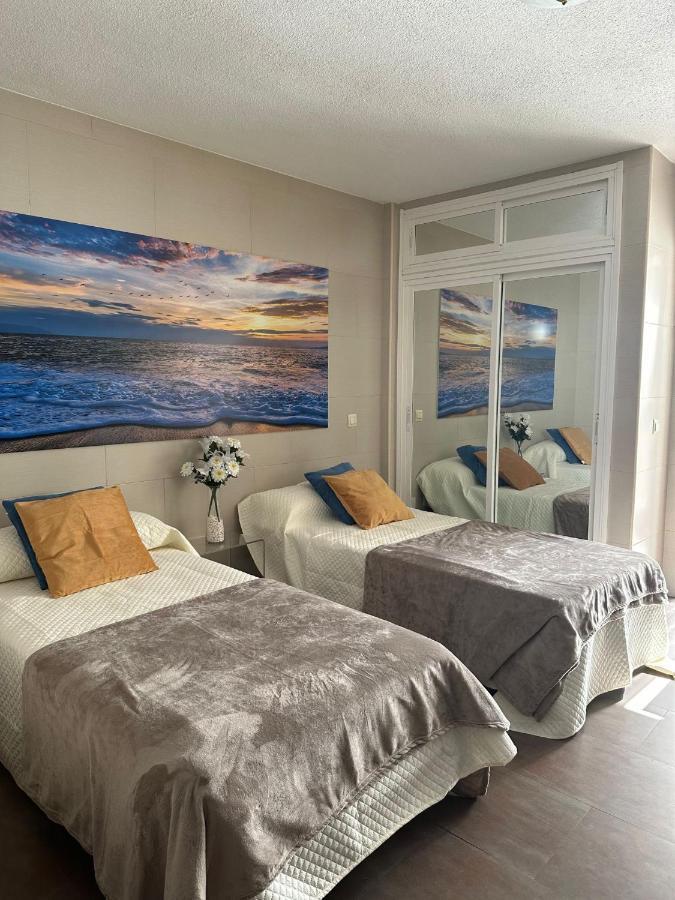 מאלגה Benalmadena Inn Apartaments מראה חיצוני תמונה