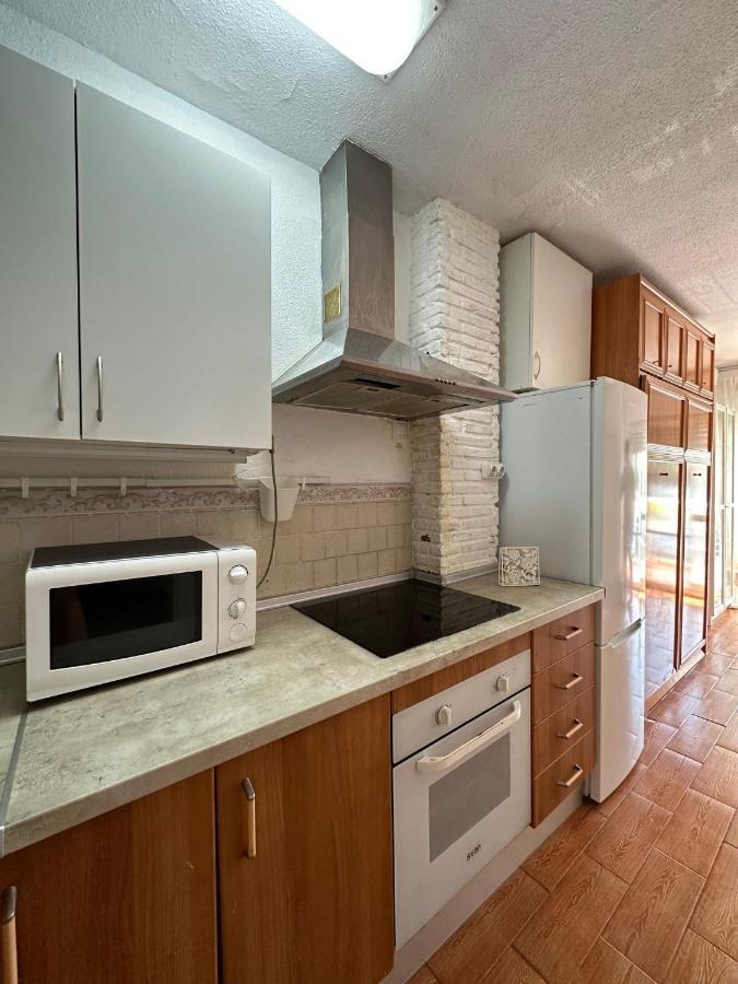 מאלגה Benalmadena Inn Apartaments מראה חיצוני תמונה